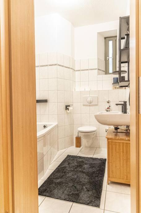 Appartement Blue Chili 23 - Modern, Zentral, Mit Balkon à Magdebourg Extérieur photo